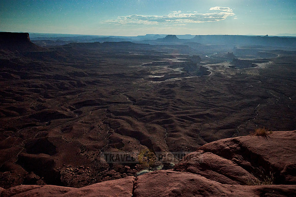 night sky over Canyonlands National Park, Island in the Sky