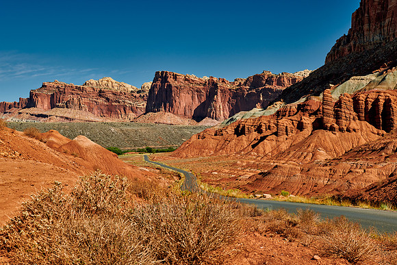 road thru Capitol Reef National Park