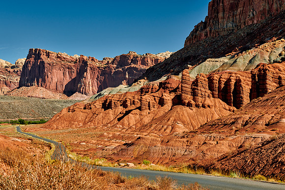 road thru Capitol Reef National Park