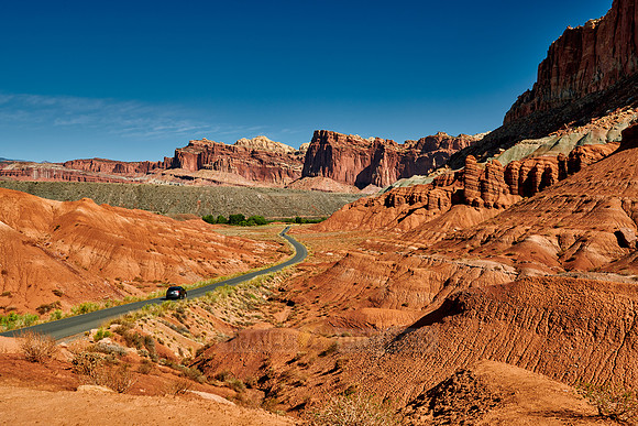 road thru Capitol Reef National Park