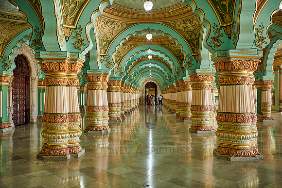Audience hall, Public Durbar Hall of Mysore Palace