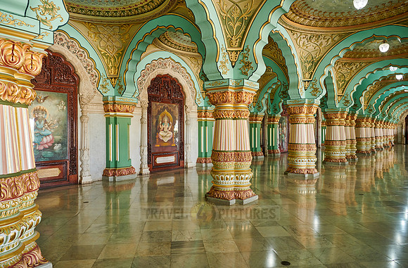 Audience hall, Public Durbar Hall of Mysore Palace