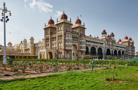 outside view of Mysore Palace