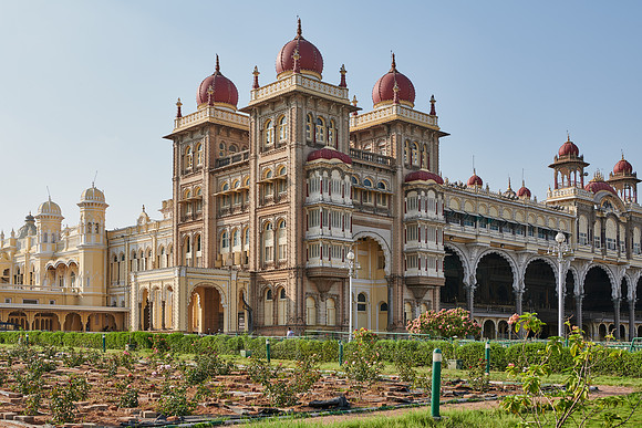 outside view of Mysore Palace