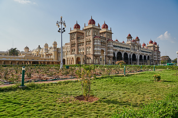 outside view of Mysore Palace