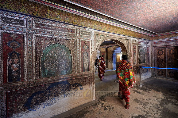 Summer Palace Daria Daulat Bagh