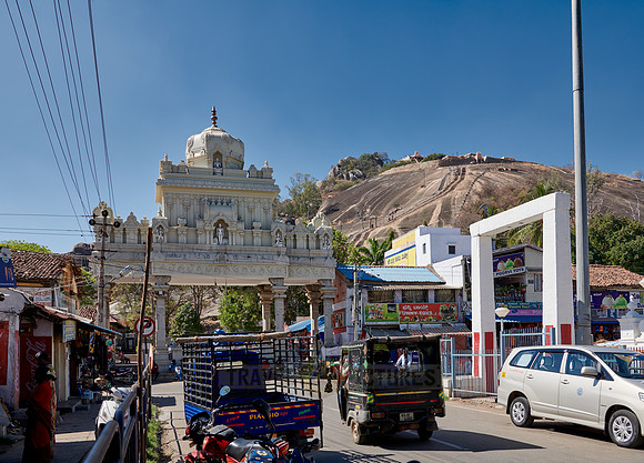 steep hill to Shravanabelagola Jain temple