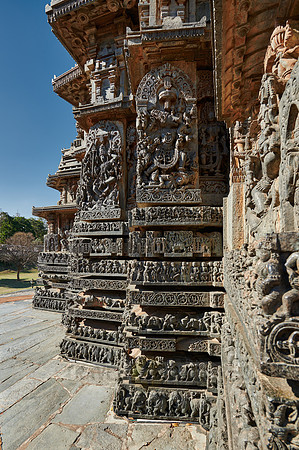 stone carvings on Halebid Hoysaleswara Jain temple