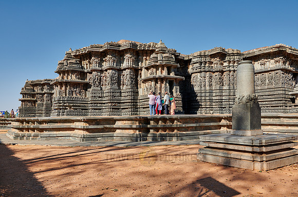 stone carvings on Halebid Hoysaleswara Jain temple