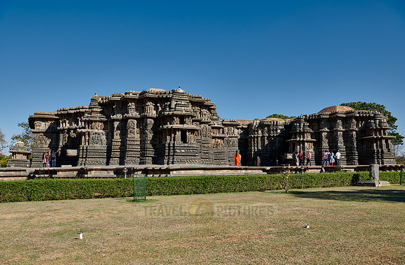 stone carvings on Halebid Hoysaleswara Jain temple