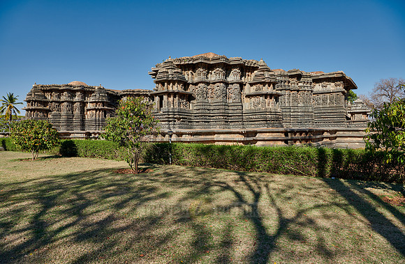 stone carvings on Halebid Hoysaleswara Jain temple