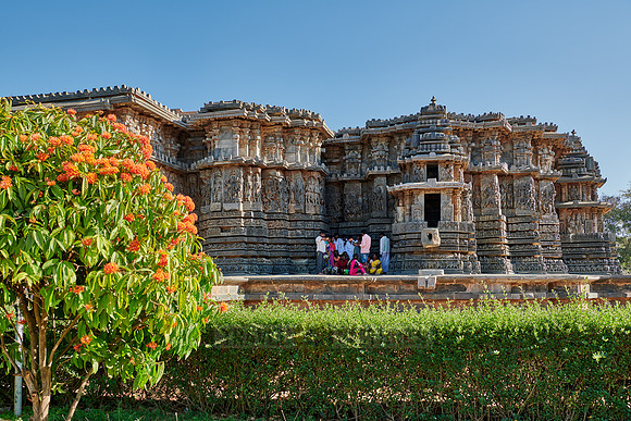 family picture at unbelievable Halebid Hoysaleswara Jain temple