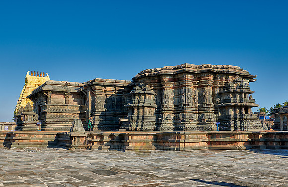 stone carvings at Chennakesava temple