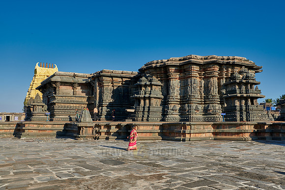 stone carvings at Chennakesava temple