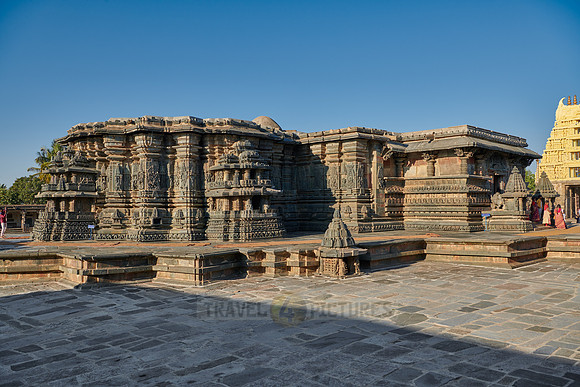 stone carvings at Chennakesava temple