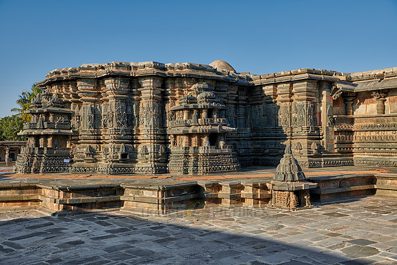 stone carvings at Chennakesava temple