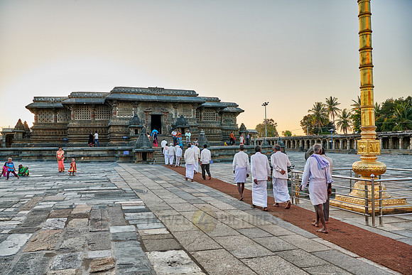 priest at Chennakesava temple