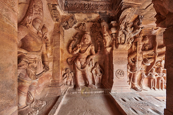 unbelievable stone carvings inside Badami caves