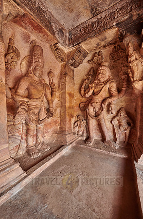 unbelievable stone carvings inside Badami caves