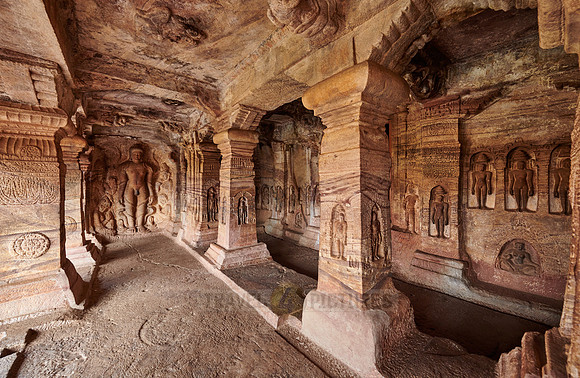 unbelievable stone carvings inside Badami caves