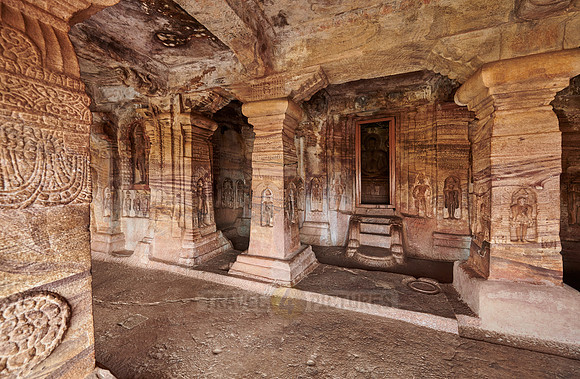 unbelievable stone carvings inside Badami caves
