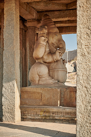 Sasivekalu Ganesha monument