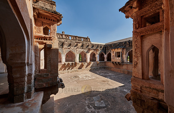 Queen’s Bath, Hampi
