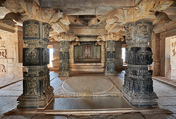 Hazara Rama temple, Hampi