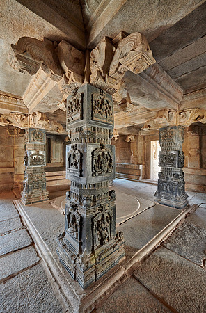 Hazara Rama temple, Hampi