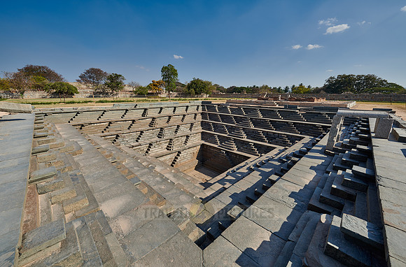 Stepped square water tank inside the Royal Enclosure