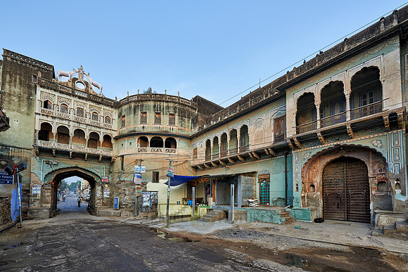 Santholia Gate in Mandawa