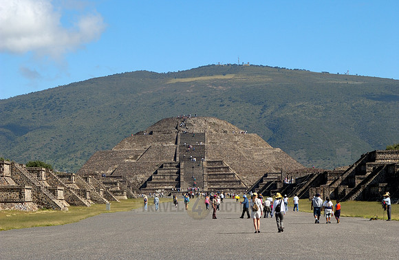 Pyramid of the Moon and Avenue of the Dead