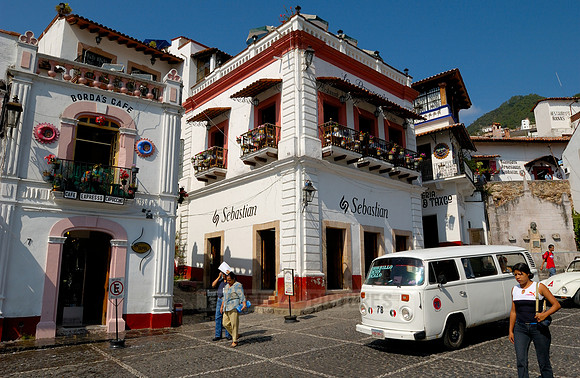 VW bus or VW Beetle in the cityscape of Taxco