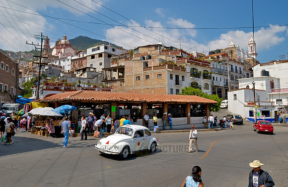 City view, in the background the Church of San Sebastian y Santa Prisca