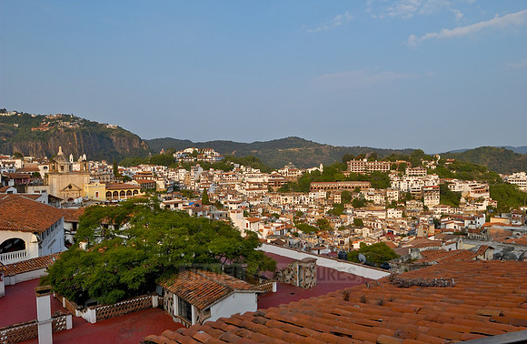 View over the rooftops of the city of Taxco