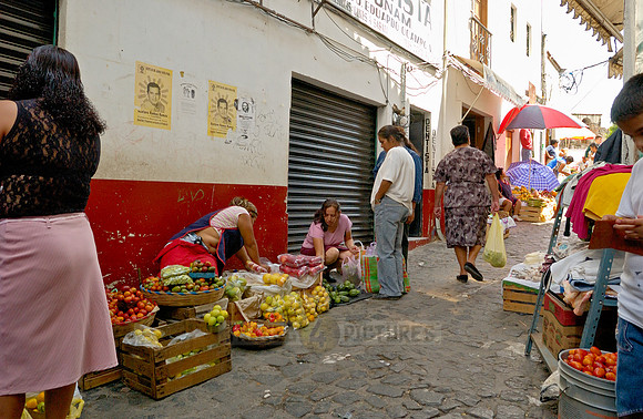 Market scene in Taxco