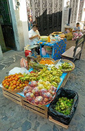 Market scene in Taxco
