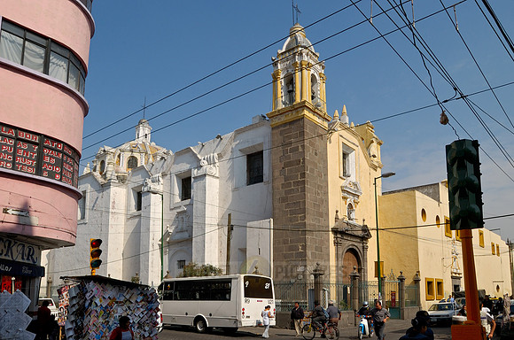 typical facade with colonial flair in Puebla