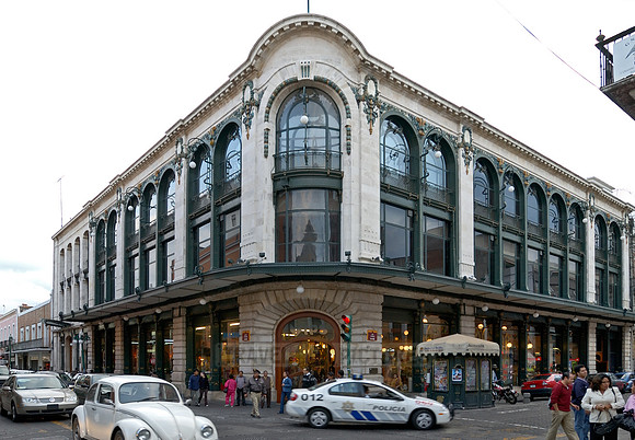 typical facade with colonial flair in Puebla