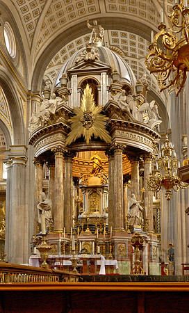interior shot of Catedral de Puebla