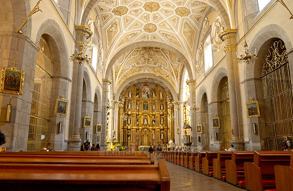 Interior shot of the Church of Santo Domingo de Guzman