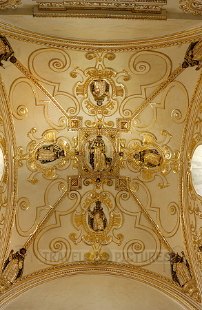 stucco and gold decorations in the stairwell of the former Santo Domingo convent