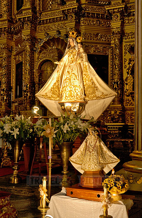 illuminated Madonna statue