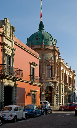 Teatro Macedonio Alcala