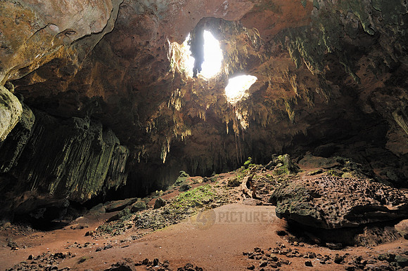 Loltun caves