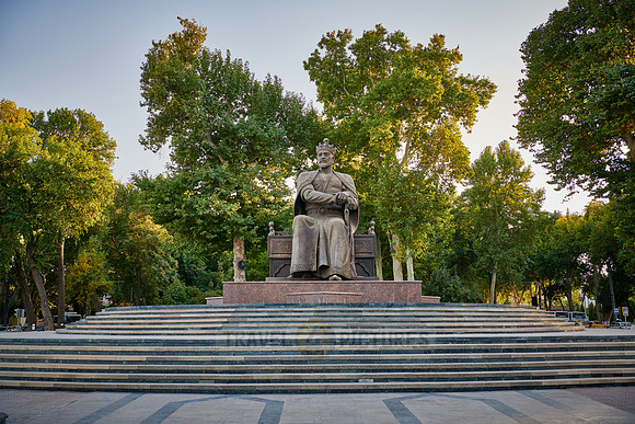 Amir Temur monument, Samarkand