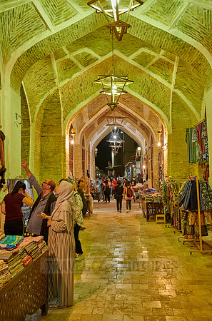 interior shot of Toki-Telpak Furushon
