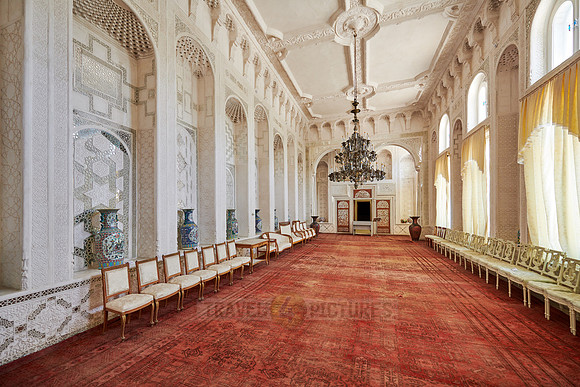 white hall in Summer Residential Palace Sitorai Mohi Khosa