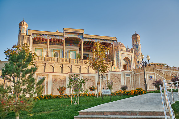 Burial site of Islom Karimov, Samarkand