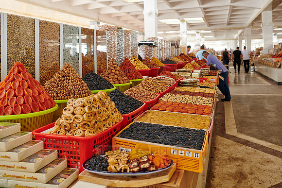food stalls on Siyob Bazaar, Samarkand